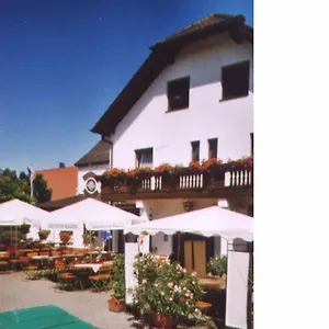 / Goetzfried Penzion Tegernheim