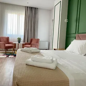  Apartahotel Ginger Albania