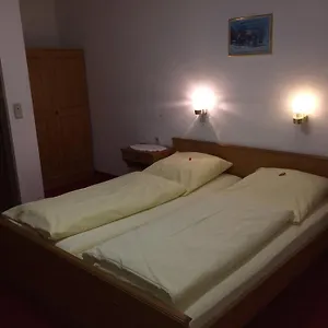 Hotel-restaurant Hellmann Hostel Schwarzenbruck